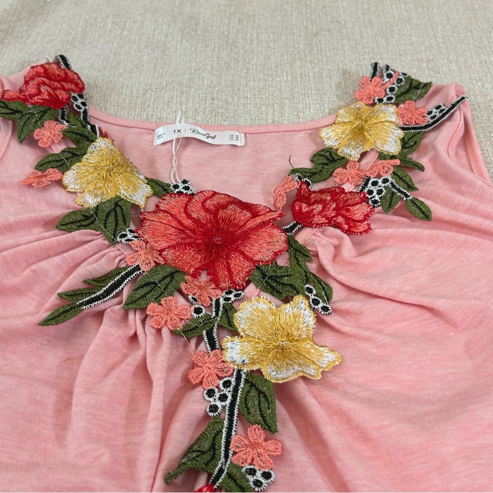 NWOT Rosegal Pink Floral Embroidery Tank Top 1X - size 16 Sleeveless Faux Wrap - Picture 7 of 9